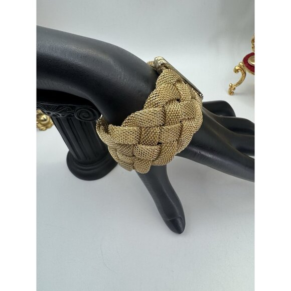 Nice Woven Gold Tone Wide Braided Bracelet w/Magnetic Clasp 7" - Picture 4 of 8